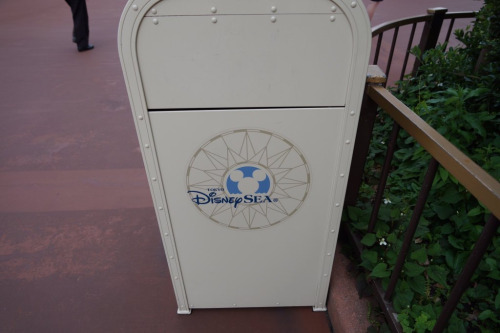 Every Disney theme park has its own unique logo, helping to promote brand awareness and guest loyalty. In fact, these famous logos have become iconic in the minds of Disney's guests. Logos