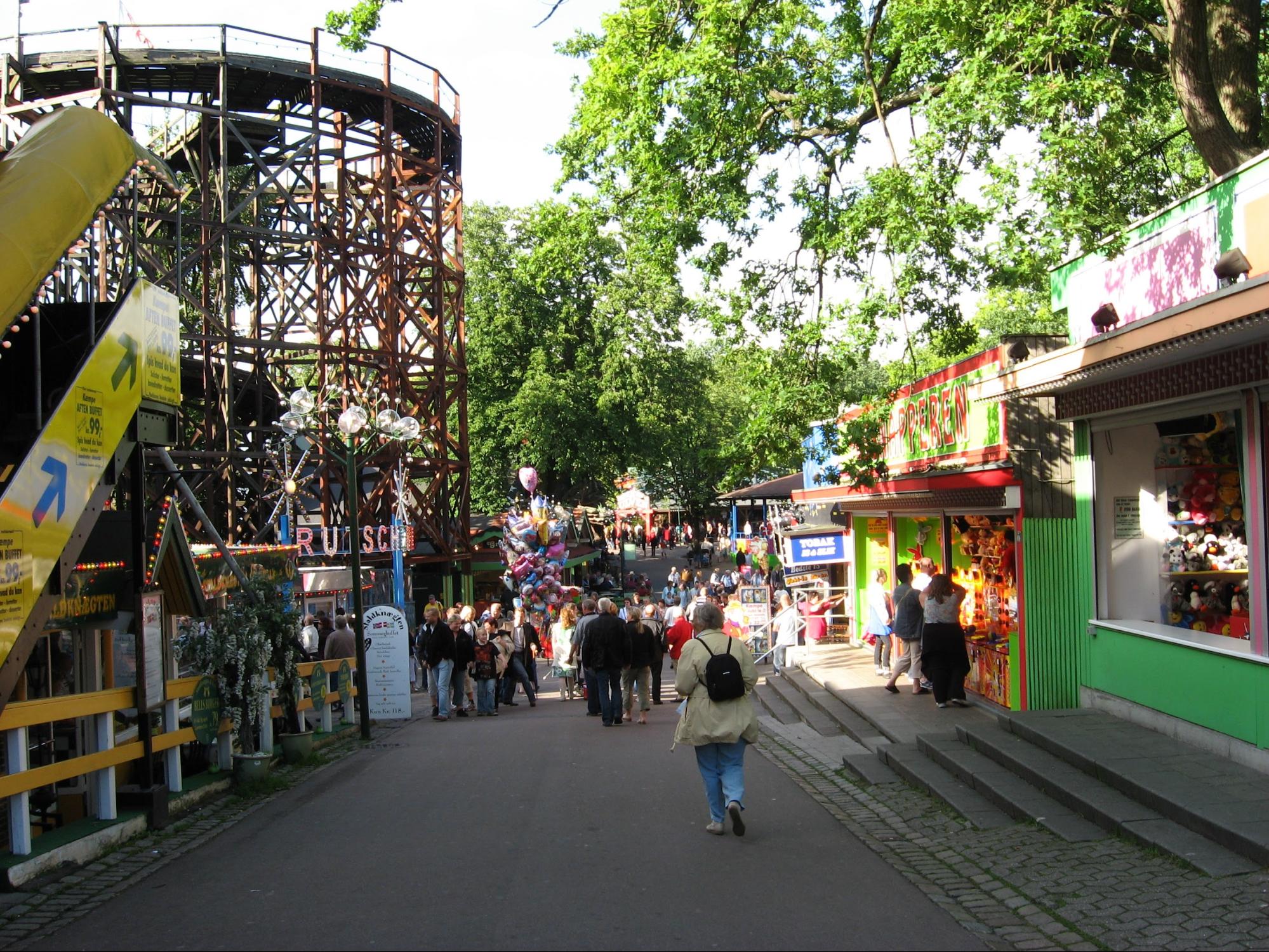 The World's Oldest Operating Amusement Park Opened in 1583